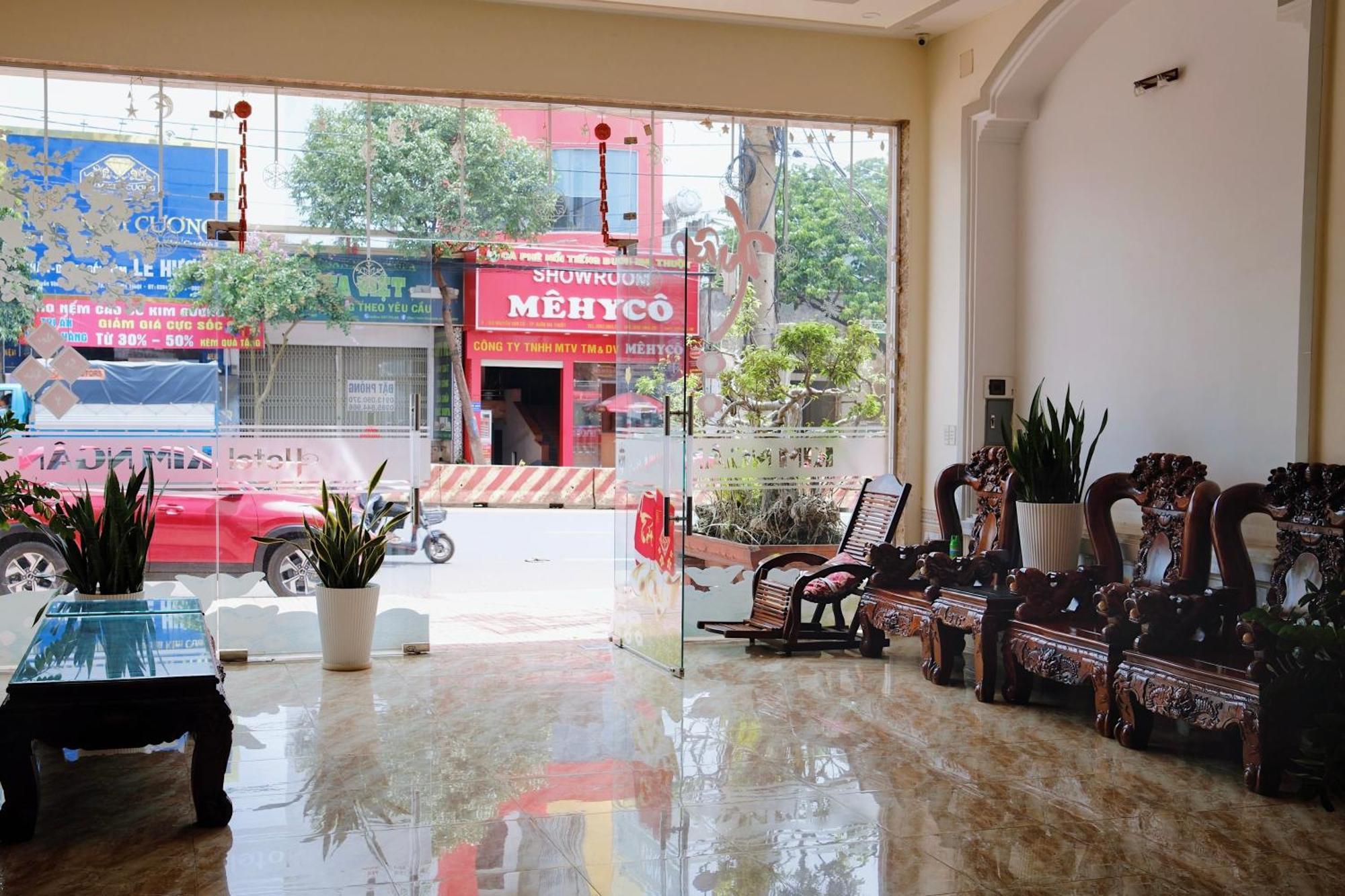 Kim Ngan Hotel Buôn Ma Thuột Zewnętrze zdjęcie
