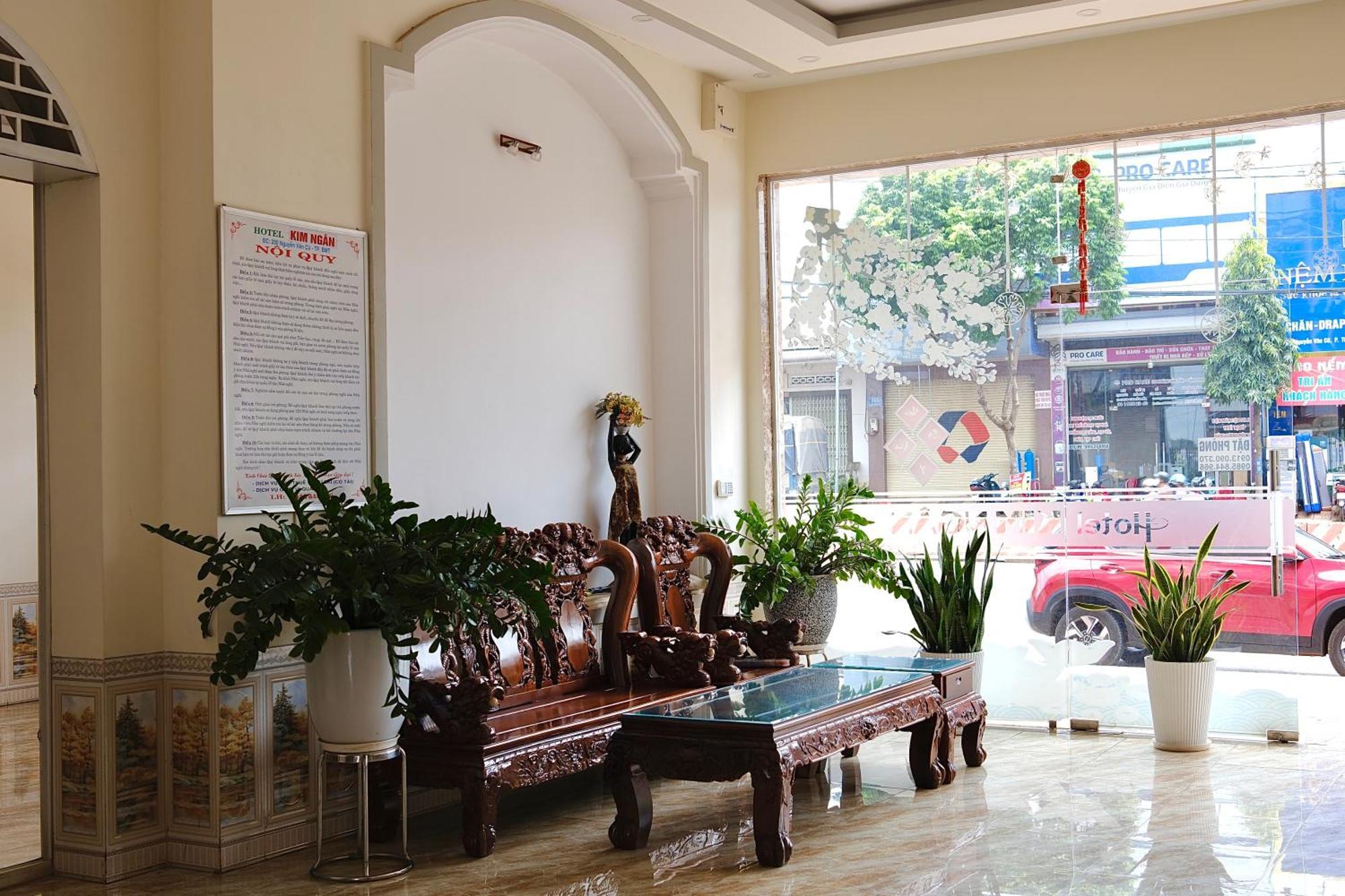 Kim Ngan Hotel Buôn Ma Thuột Zewnętrze zdjęcie